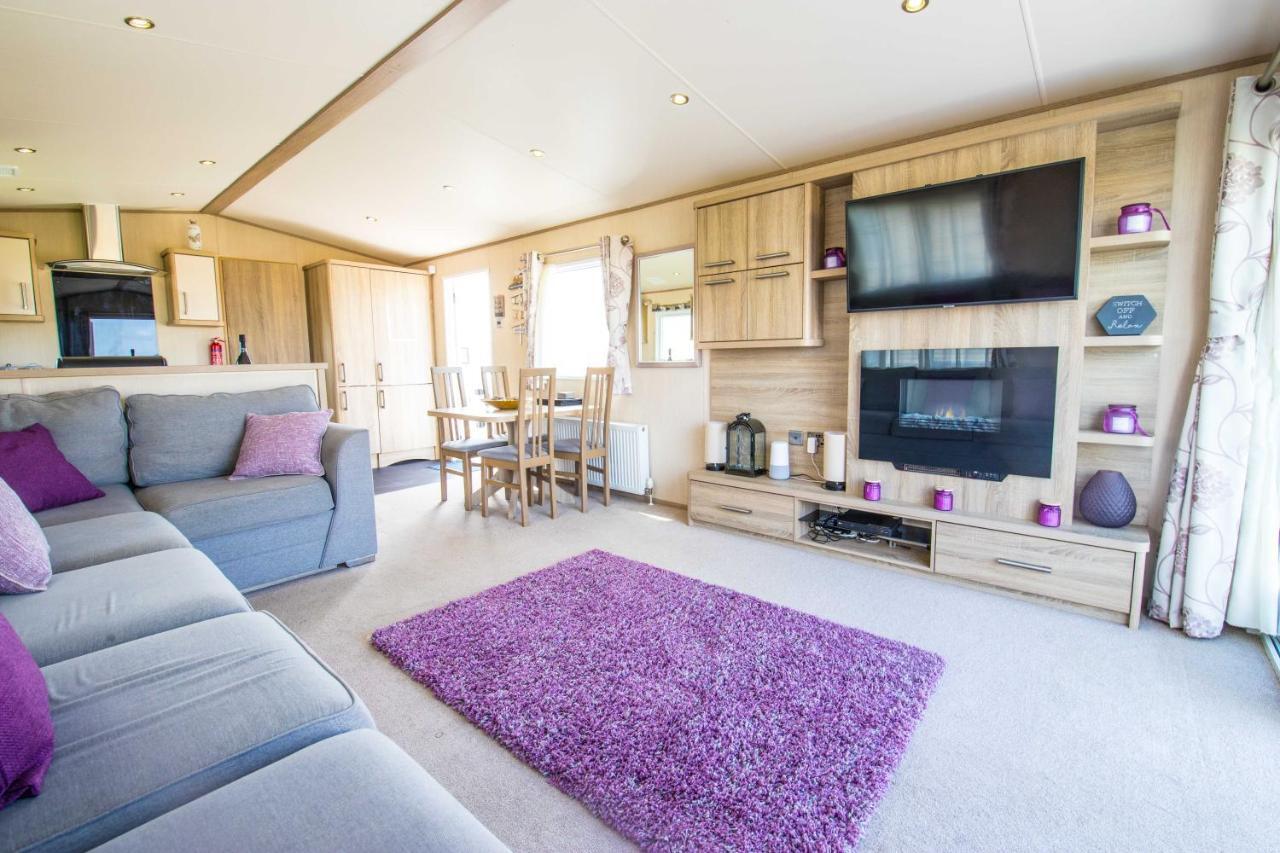 River Lodge Platinum Plus Holiday Home With River Views, Free Wifi & Netflix Camber Luaran gambar
